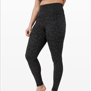 NWT lululemon align super high rise 28-